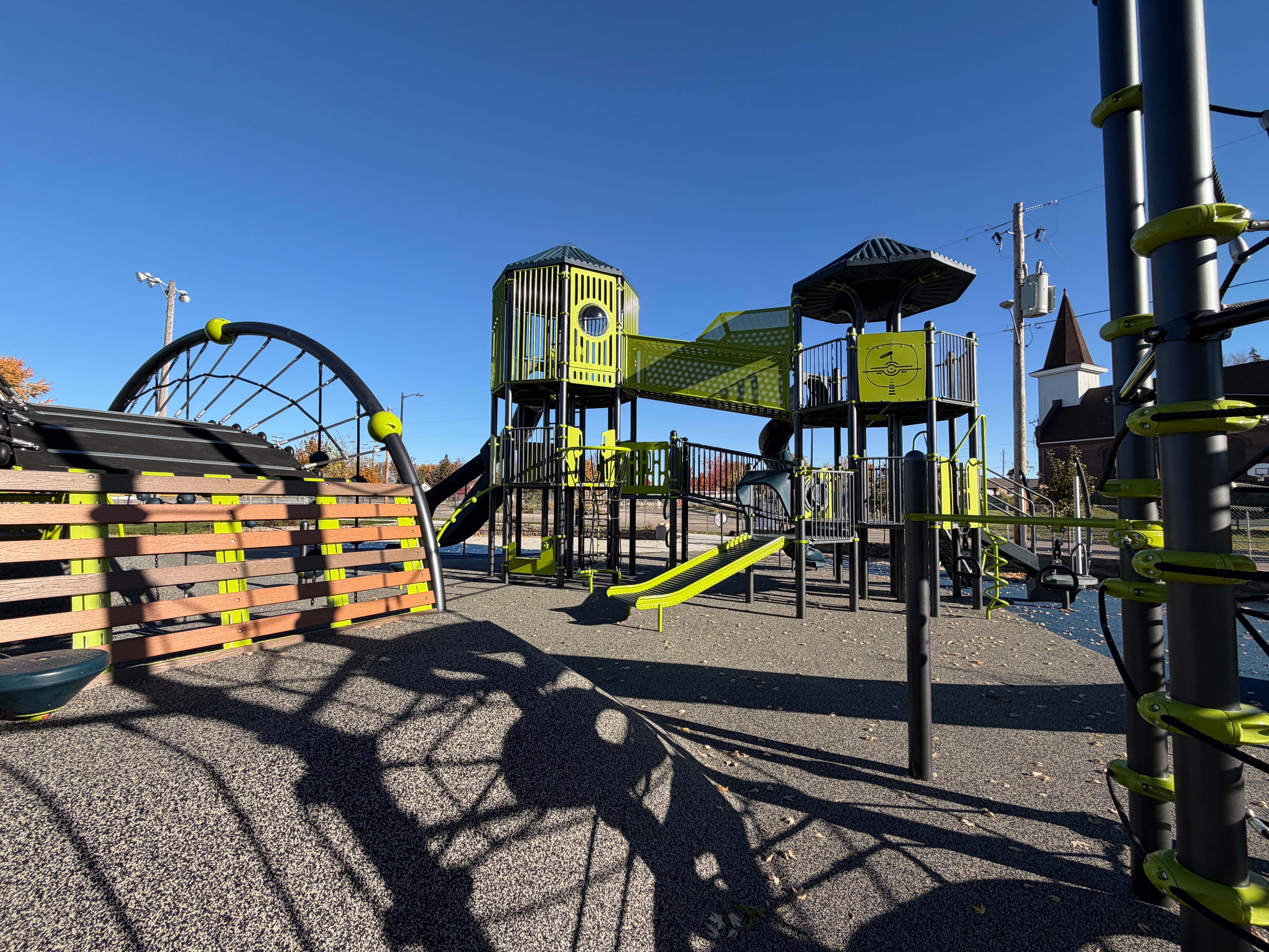 20251103_153418935_iOS (1)