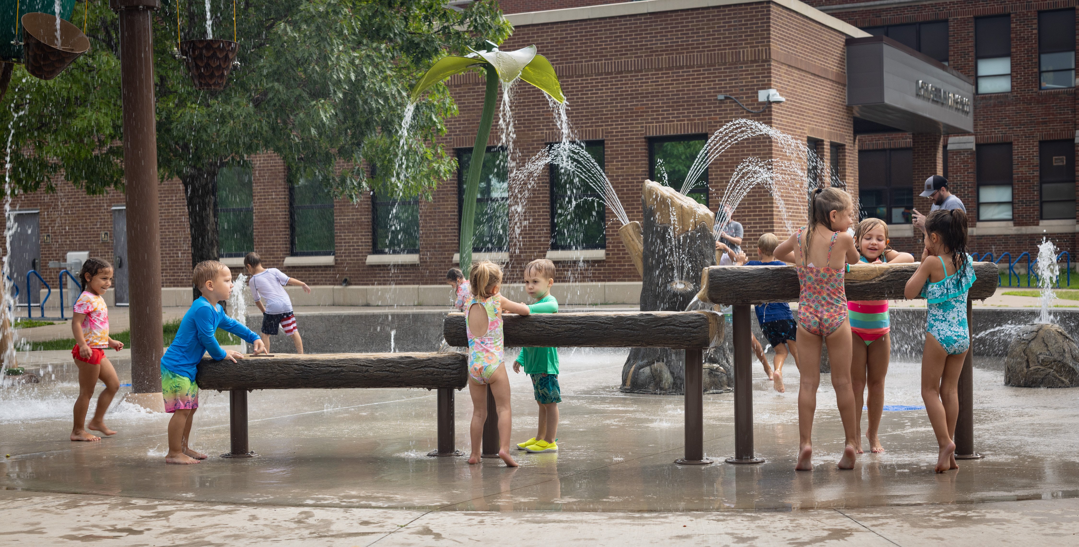 AQ - MN - Victory Park Splash Pad- 100