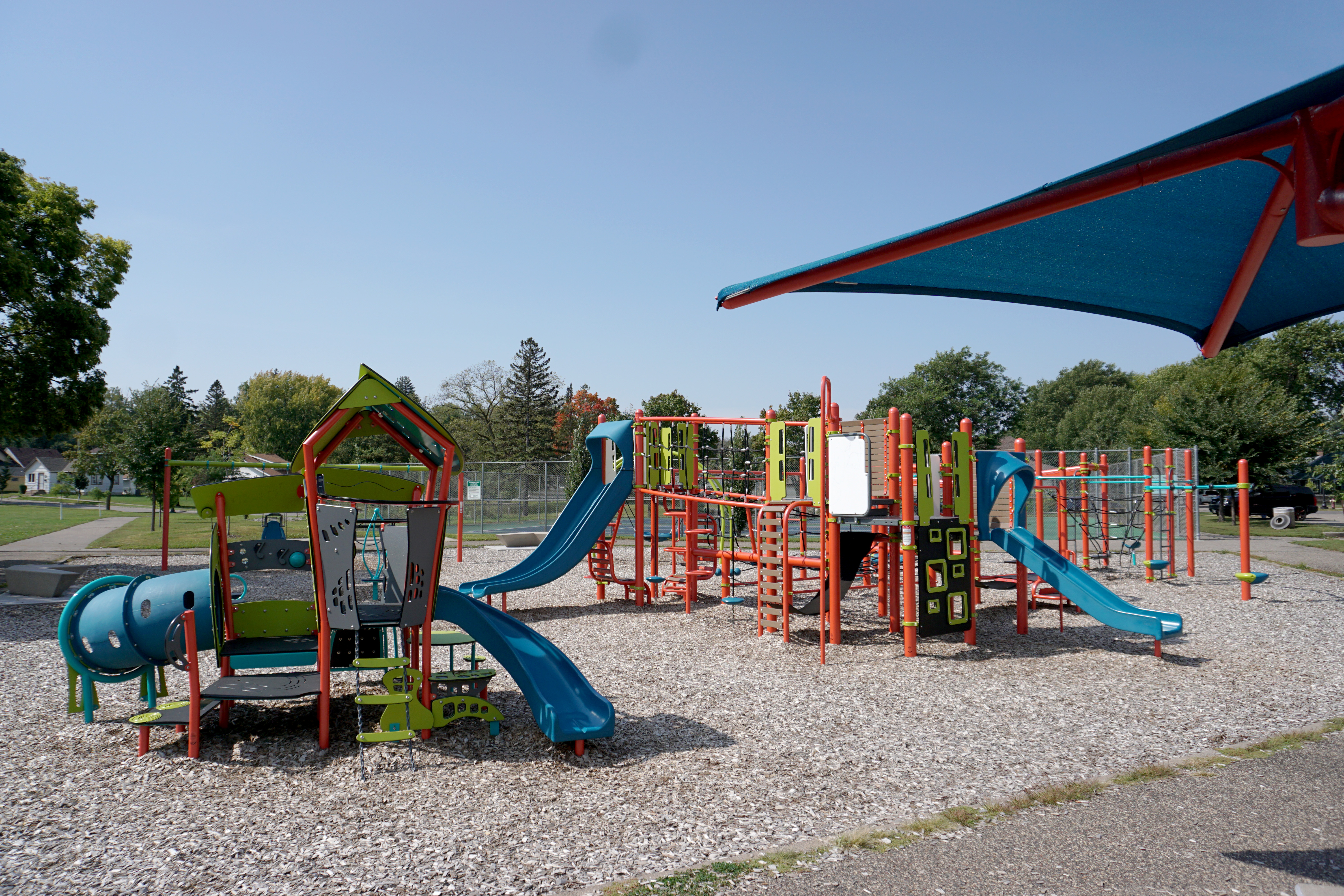 St. Paul-Duluth Case and Recreation Center