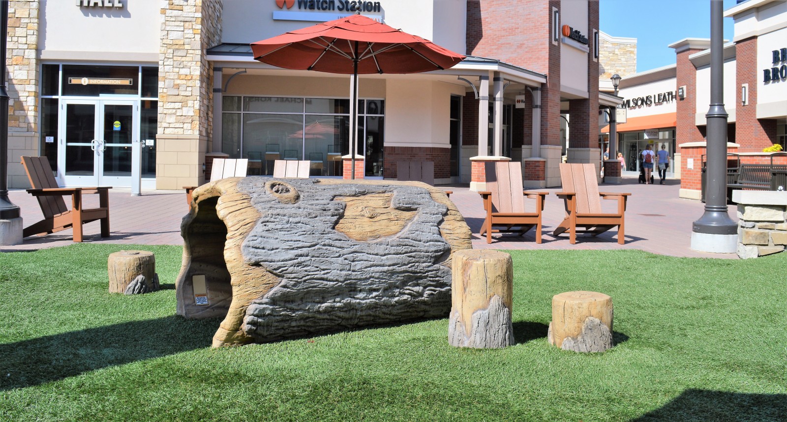 Twin Cities Premium Outlets